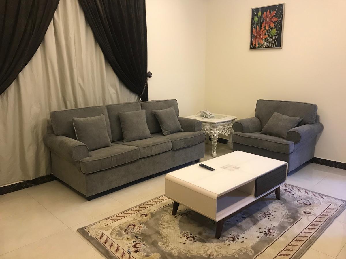 Ashbilia Suites Αλ Κομπάρ Εξωτερικό φωτογραφία